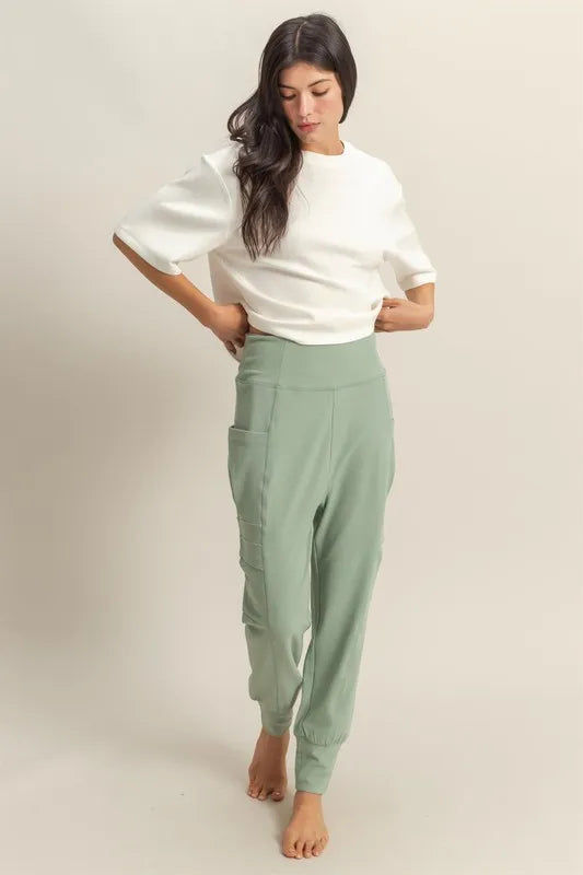 Image of HYFVE High-Waist Pocket Detail Comfy Sweatpants | Queeble.shop