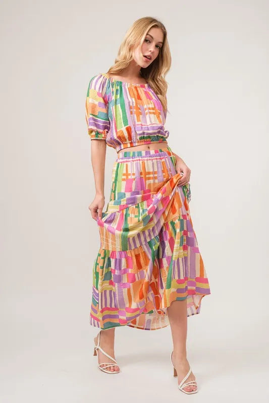 Image of And The Why Puff Sleeve Elastic Edges Geo Printed Crop Top | Queeble.shop