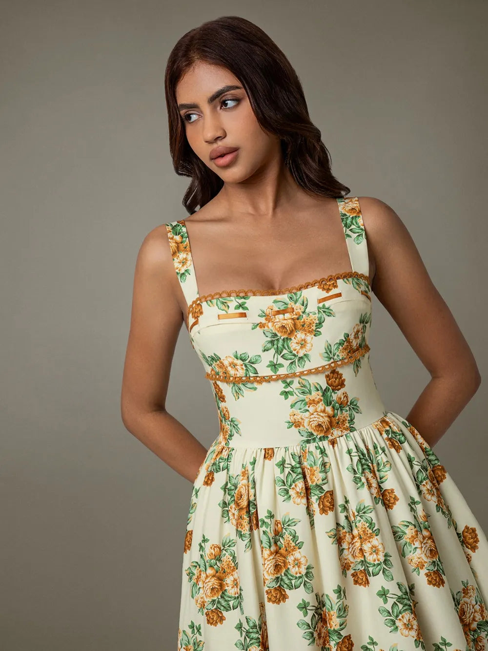 Image of Lace Trim Floral Sleeveless Midi Dress | Queeble.shop