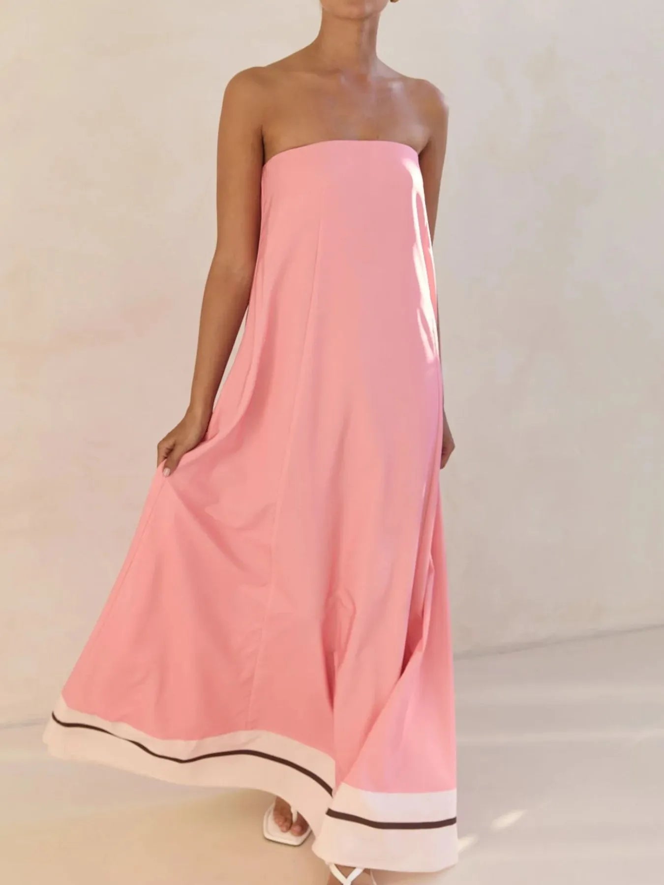 Image of Smocked Printed Tube Maxi Dress | Queeble.shop
