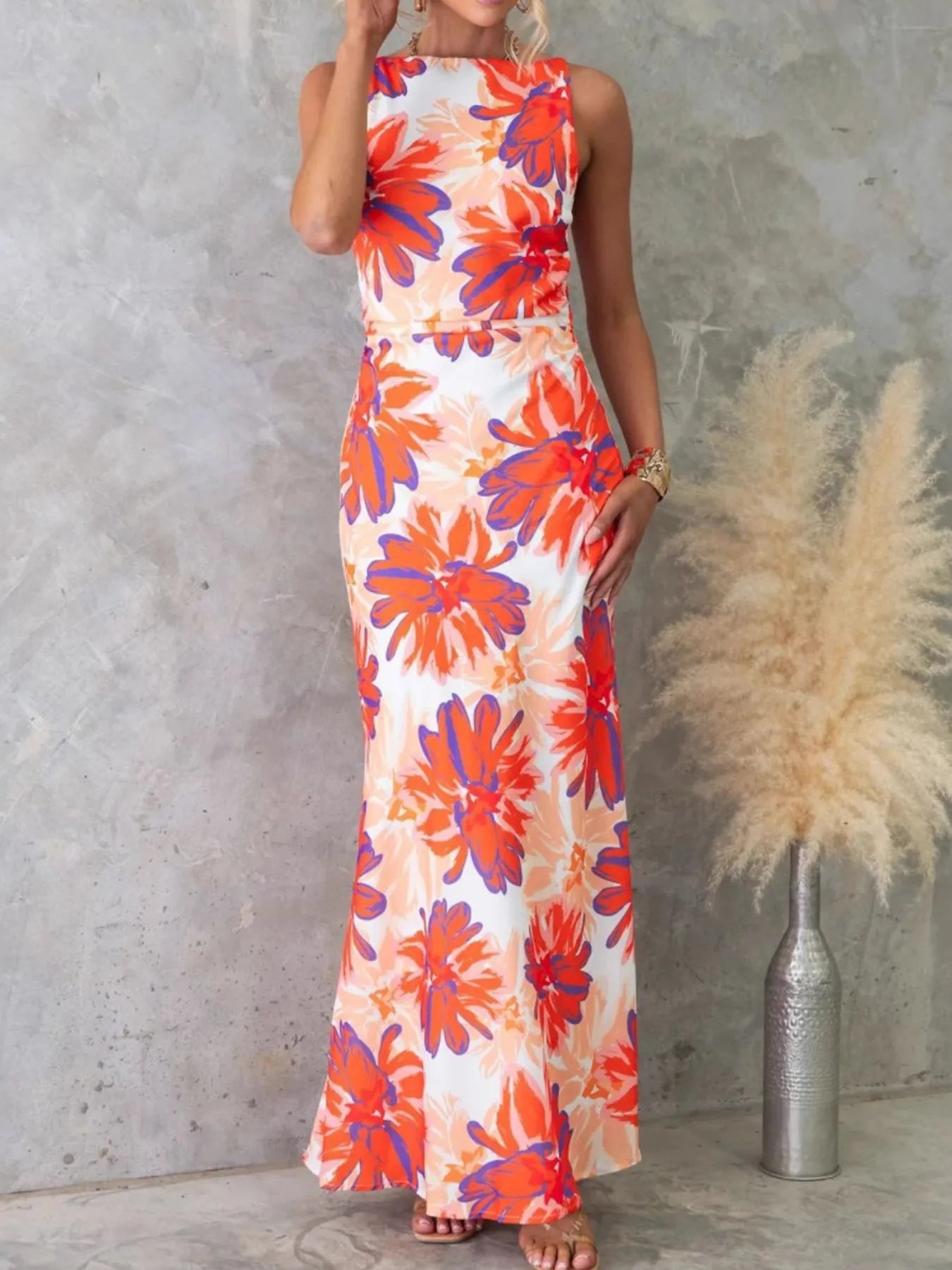 Image of Printed Backless Sleeveless Maxi Dress | Queeble.shop