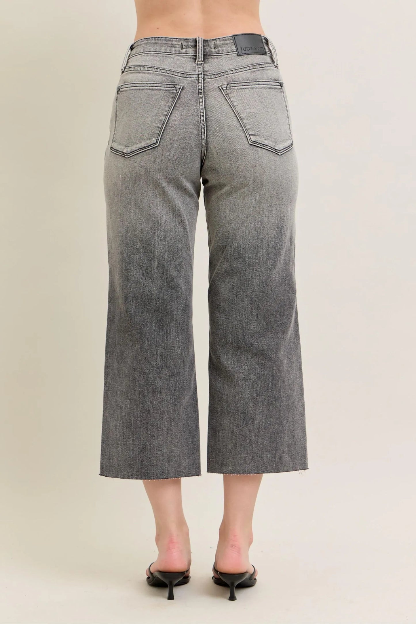Image of Judy Blue Full Size Wide Leg Capris Jeans Plus Size | Queeble.shop