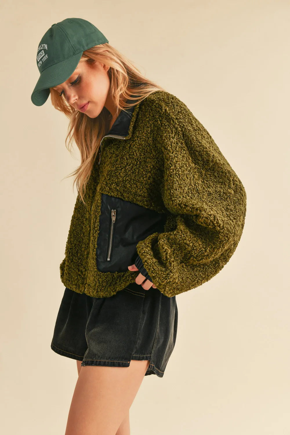 Image of Aemi + Co Collared Neck Zip Up Sherpa Jacket | Queeble.shop