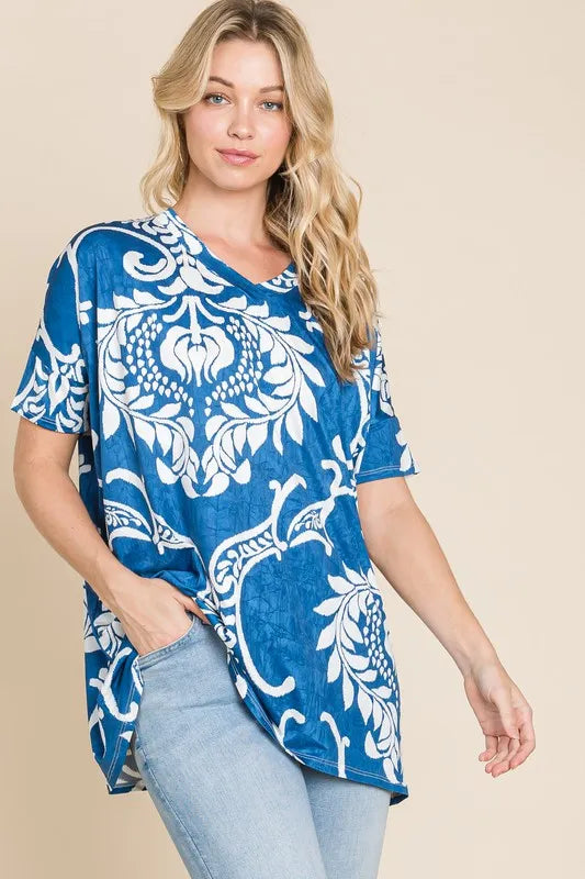 Image of BOMBOM Printed Relaxed V-Neck Tunic Top | Queeble.shop