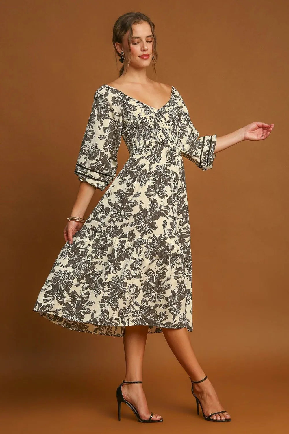 Image of Umgee Ruffle Hem Flower Printed V-Neck Dress | Queeble.shop