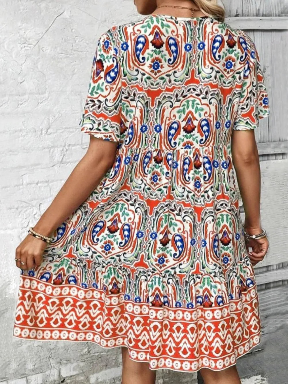 Image of Printed Tie Neck Short Sleeve Dress | Queeble.shop