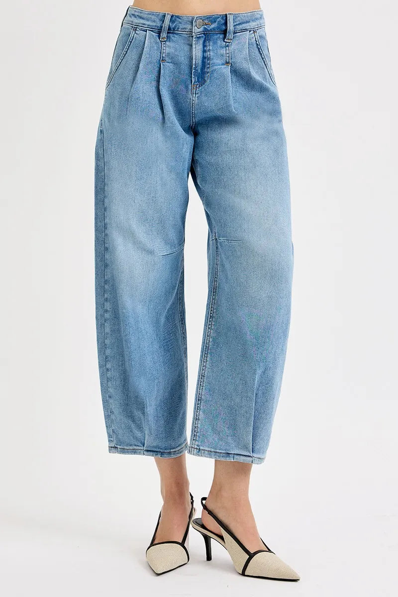 Image of RISEN Full Size Mid Rise Fit Crop Wide Volume Leg Jeans Plus Size | Queeble.shop