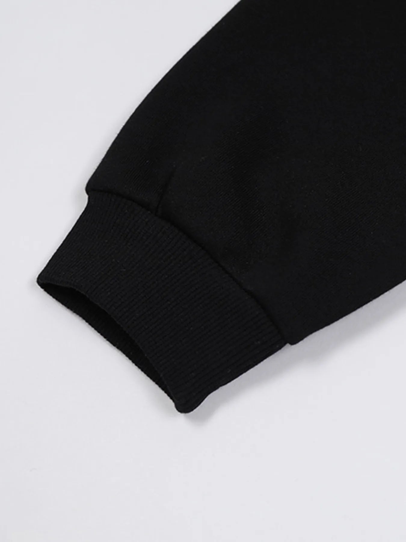 Image of Men's Color Block Crew Neck Sweatshirt | Queeble.shop