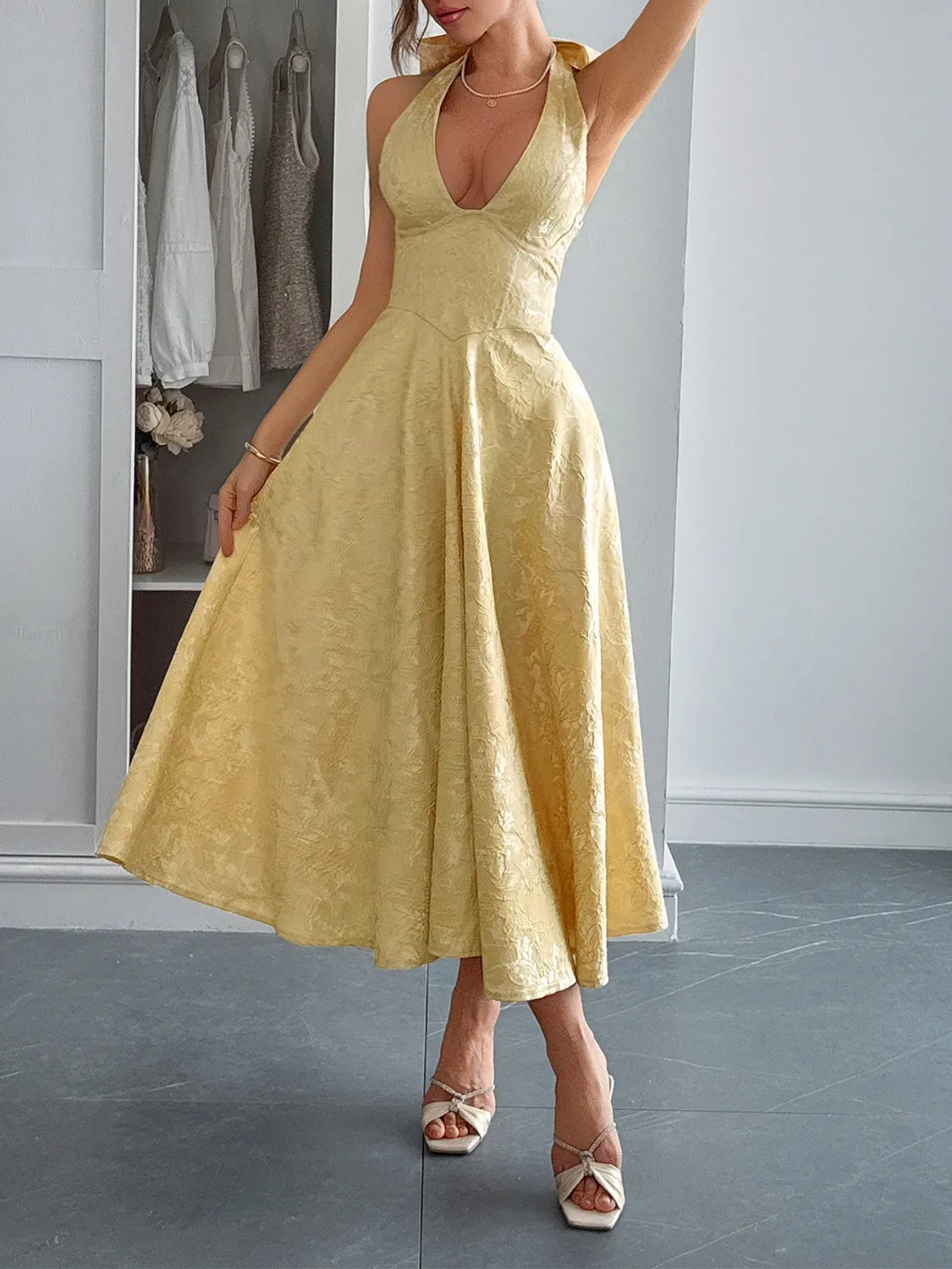 Image of Halter Neck Midi Dress with Pockets | Queeble.shop
