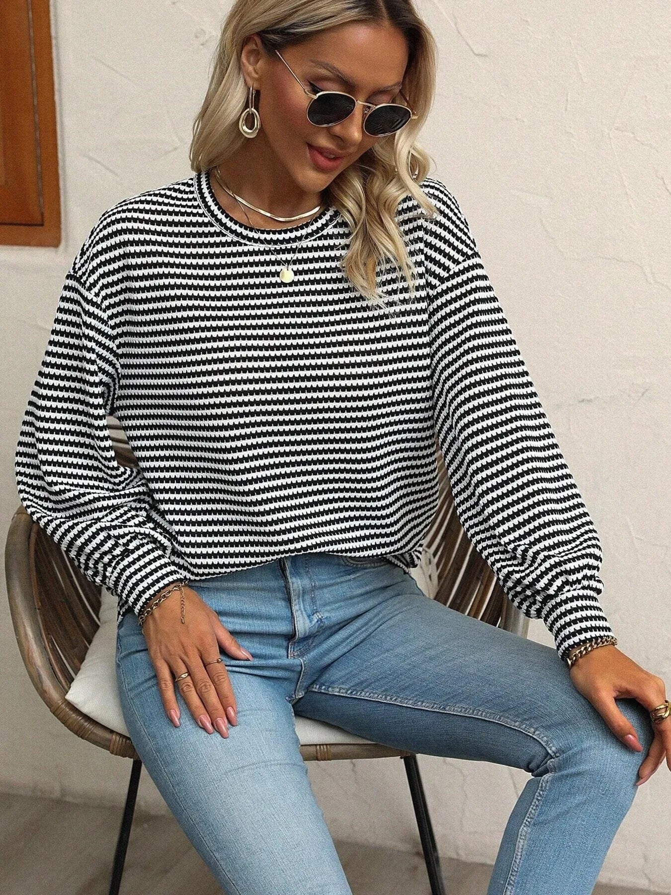 Image of Striped Round Neck Lantern Sleeve Top | Queeble.shop
