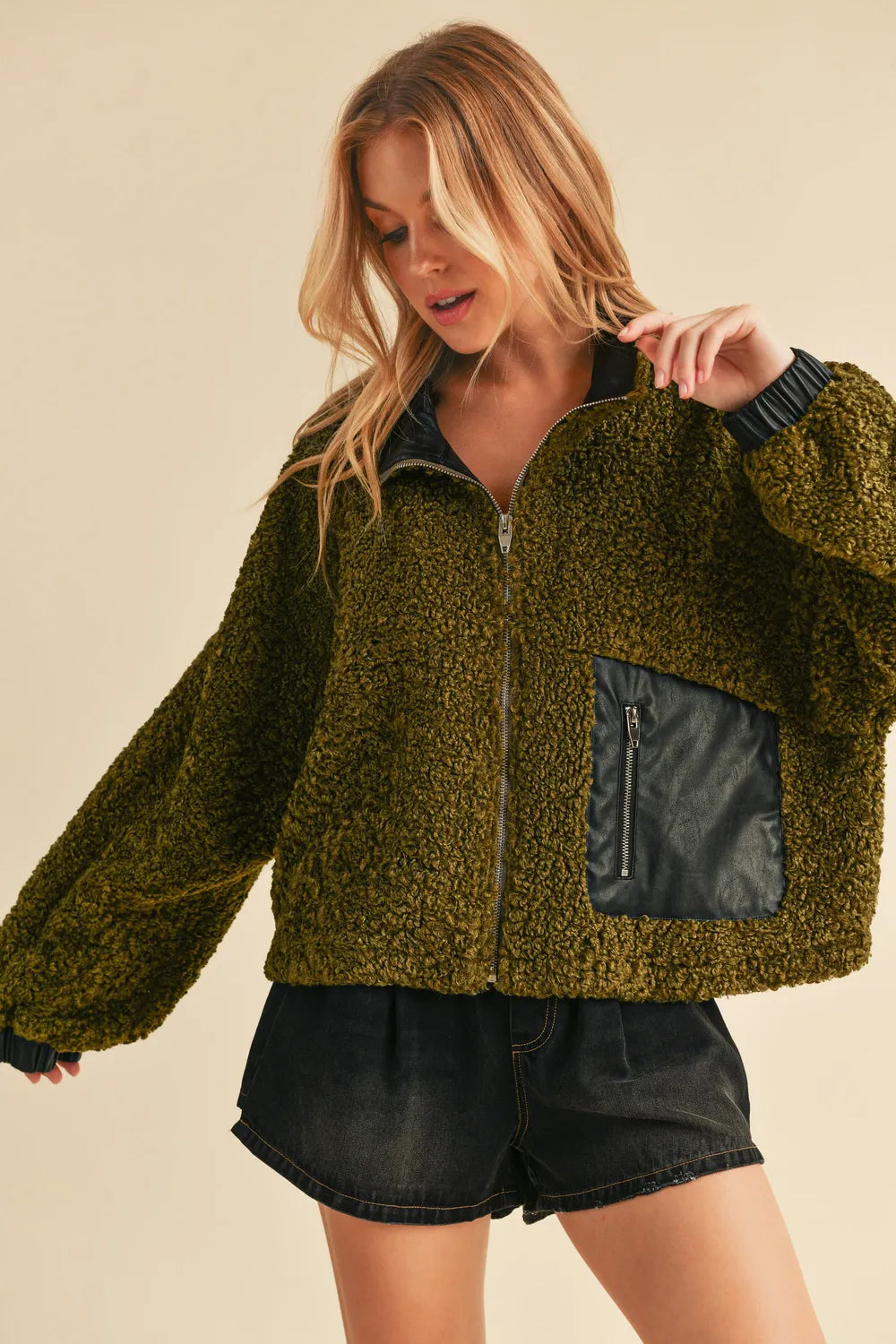 Image of Aemi + Co Collared Neck Zip Up Sherpa Jacket | Queeble.shop