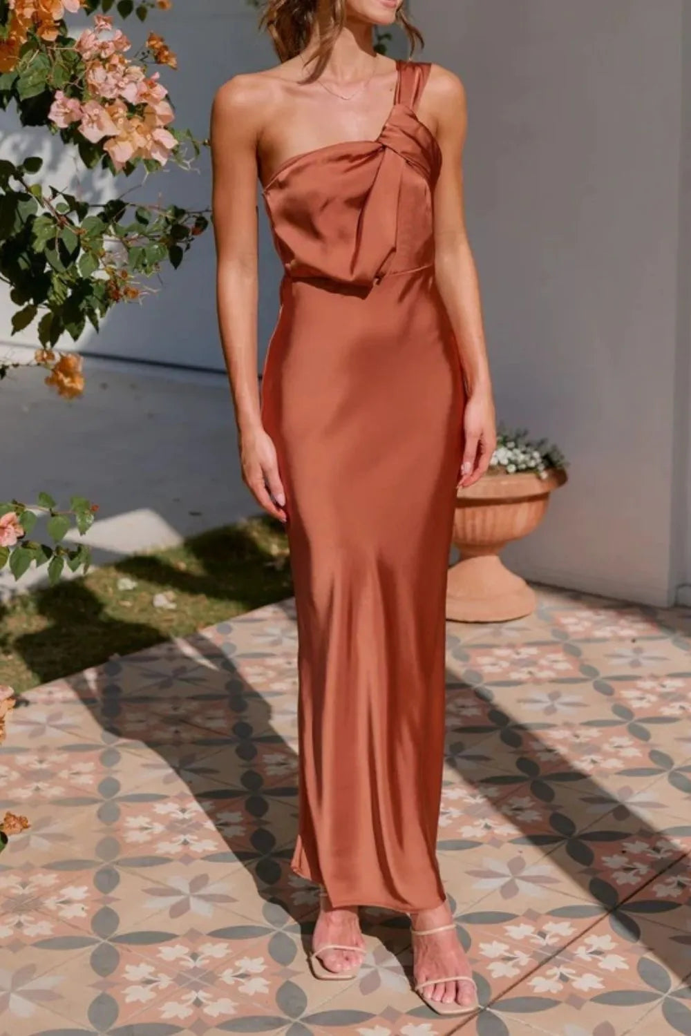 Image of One Shoulder Sleeveless Maxi Dress | Queeble.shop