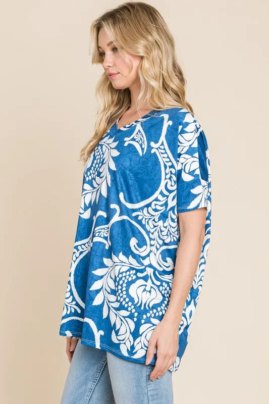 Image of BOMBOM Printed Relaxed V-Neck Tunic Top | Queeble.shop