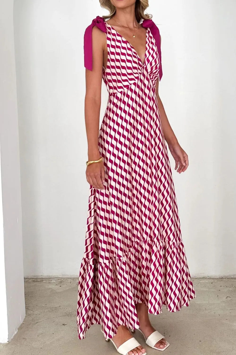 Image of Printed V-Neck Tie Shoulder Midi Cami Dress | Queeble.shop