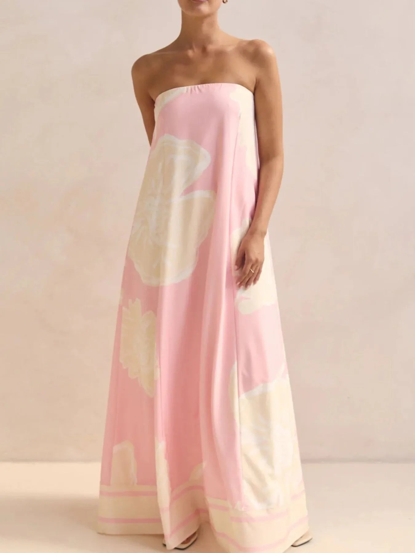 Image of Smocked Printed Tube Maxi Dress | Queeble.shop