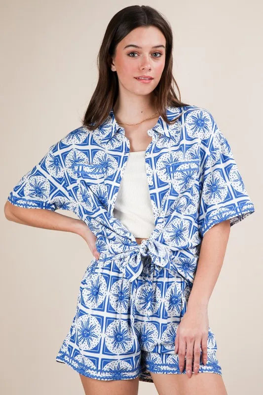 Image of VERY J Full Size Tropical Printed Shirt Top and Shorts Set Plus Size | Queeble.shop