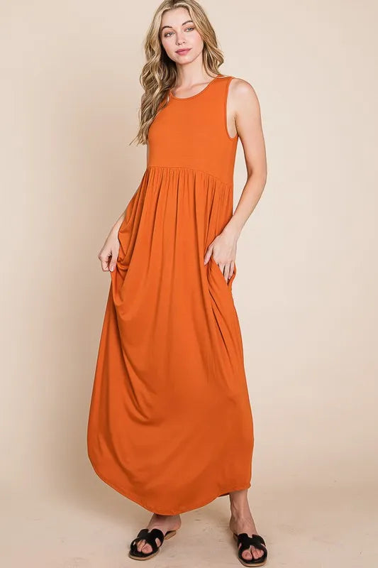 Image of BOMBOM Sleeveless Maxi Dress with Pockets | Queeble.shop