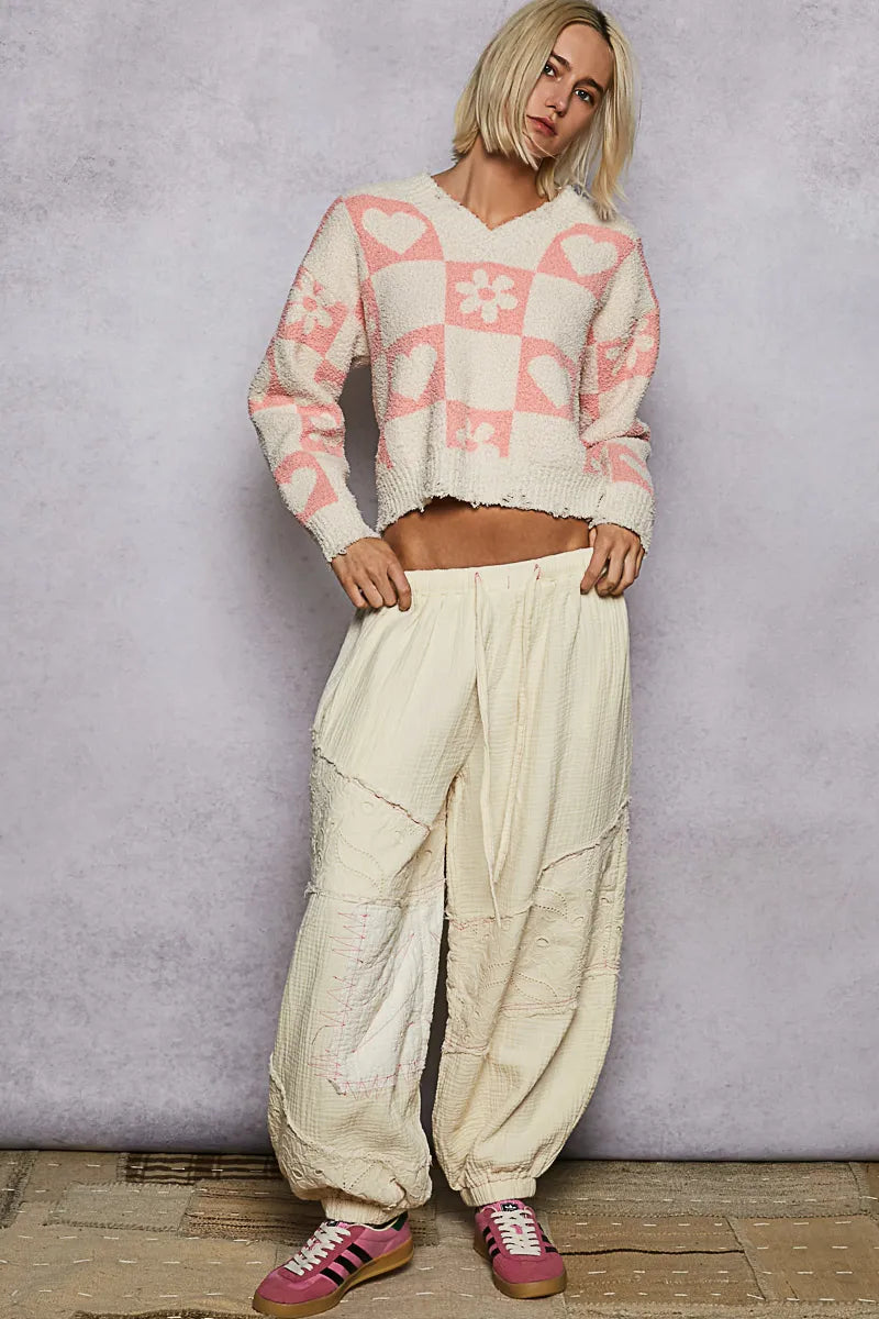 Image of POL V-Neck Heart Pattern Checkered Sweater | Queeble.shop