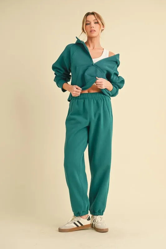 Image of Aemi+Co Drawstring Elastic Waist Joggers | Queeble.shop