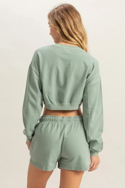 Image of HYFVE Crew Neck Long Sleeve Crop Sweatshirt | Queeble.shop
