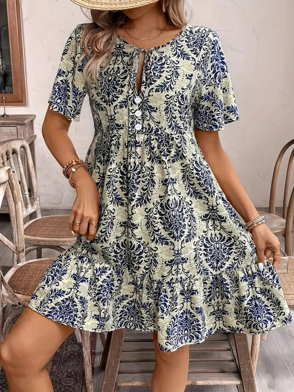 Image of Printed Tie Neck Short Sleeve Dress | Queeble.shop