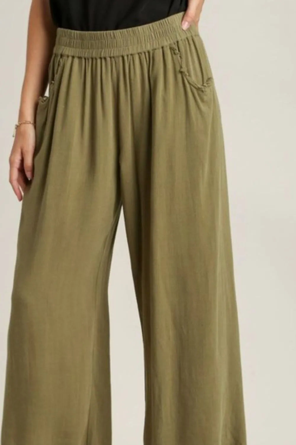 Image of Umgee Full Size Linen Blend Elastic Waistband Wide Leg Pants Plus Size | Queeble.shop