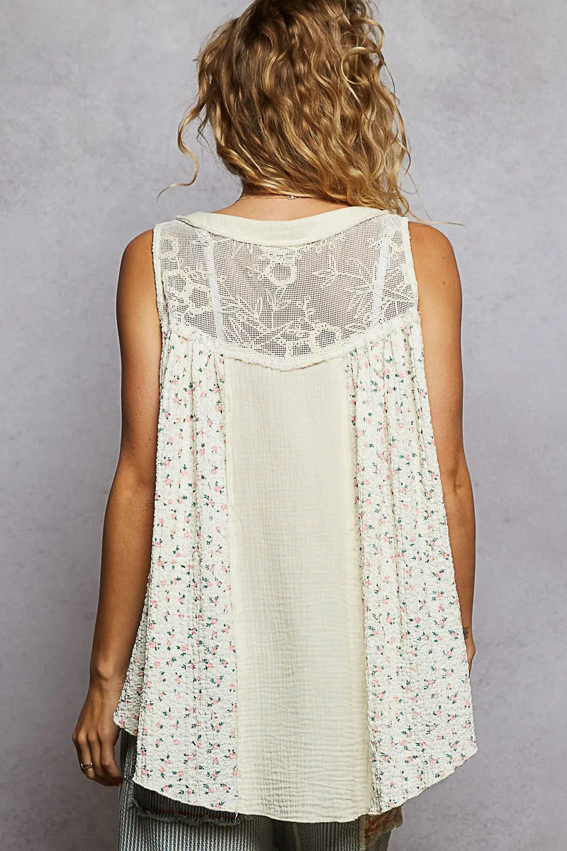 Image of POL Floral Print Button-Front Lace Patchwork Tank Top | Queeble.shop