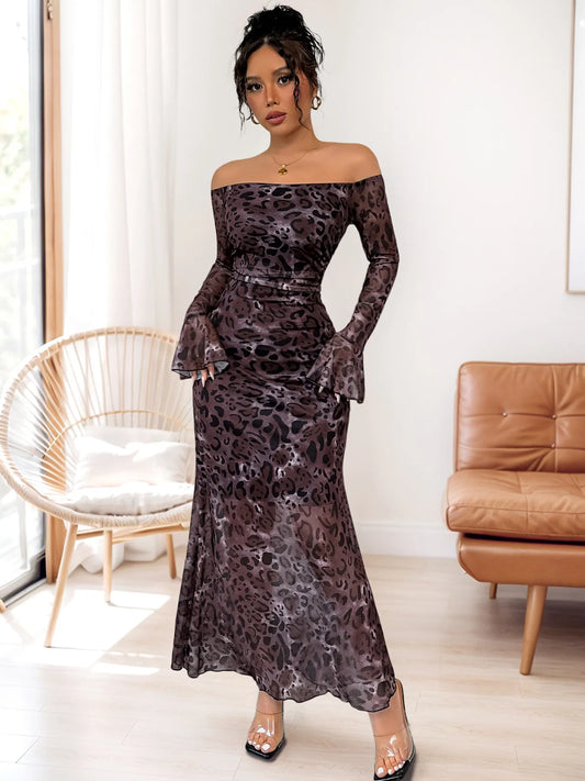 Image of Off-Shoulder Long Sleeve Maxi Dress | Queeble.shop