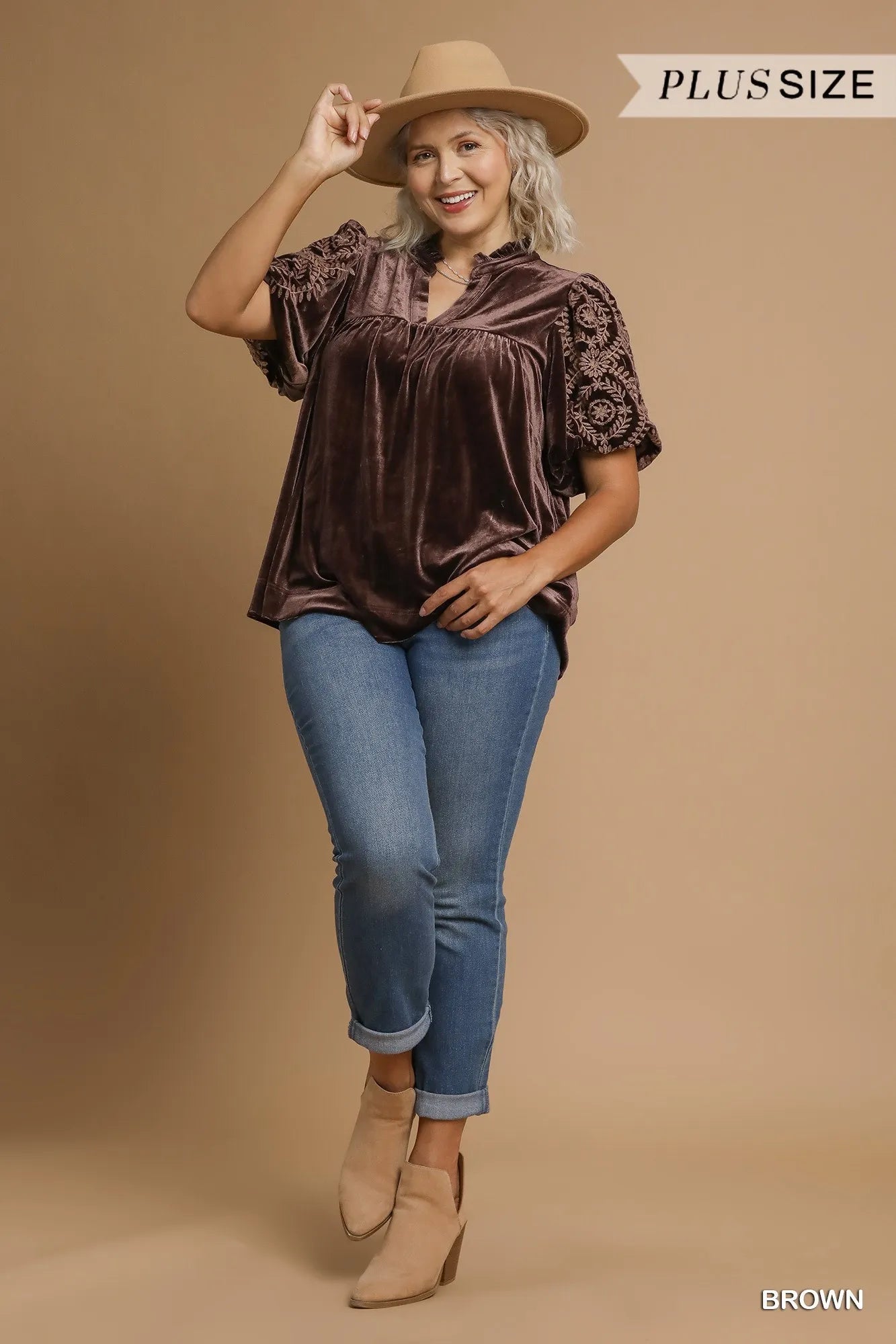 Image of Umgee Full Size Velvet Embroidered Sleeve Blouse Plus Size | Queeble.shop