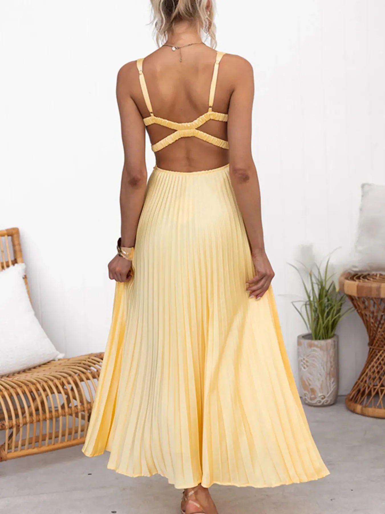 Image of Pleated V-Neck Sleeveless Maxi Dress | Queeble.shop