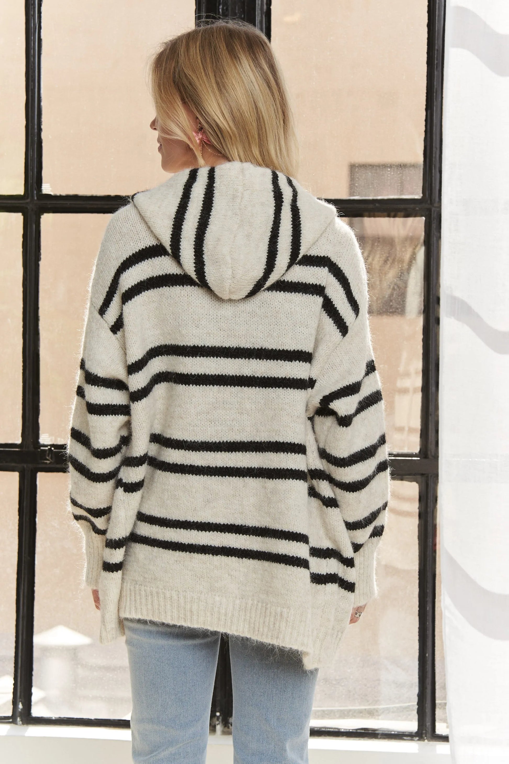 Image of ADORA Horizontal Stripes Hoodie Cardigan | Queeble.shop