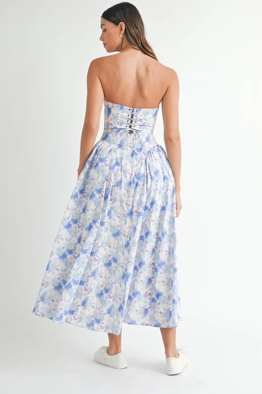 Image of MABLE Sweetheart Neckline Floral Printed Midi Dress | Queeble.shop