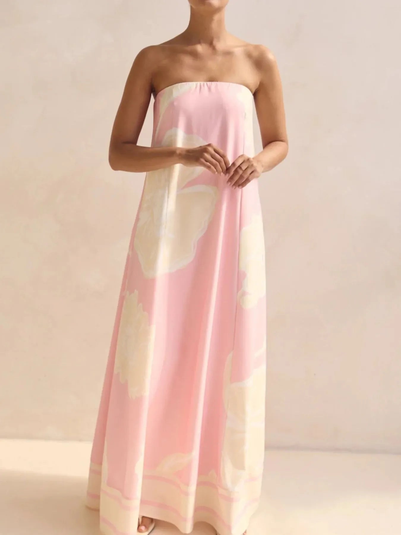 Image of Smocked Printed Tube Maxi Dress | Queeble.shop