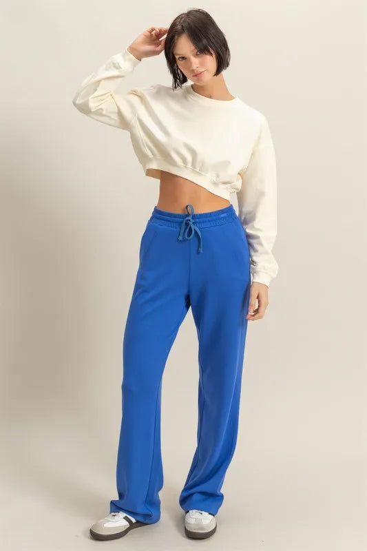 Image of HYFVE Crew Neck Long Sleeve Crop Sweatshirt | Queeble.shop