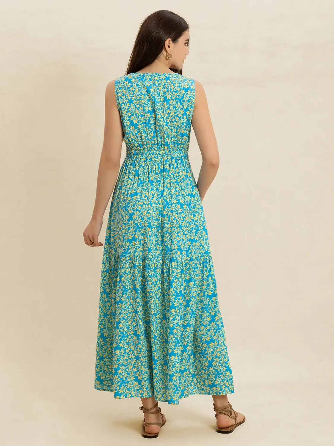 Image of Slit Printed V-Neck Sleeveless Dress | Queeble.shop