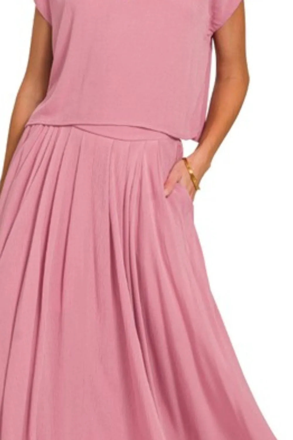 Image of Zenana Woven Crinkle Gauze Crop Tee and Skirt Set | Queeble.shop