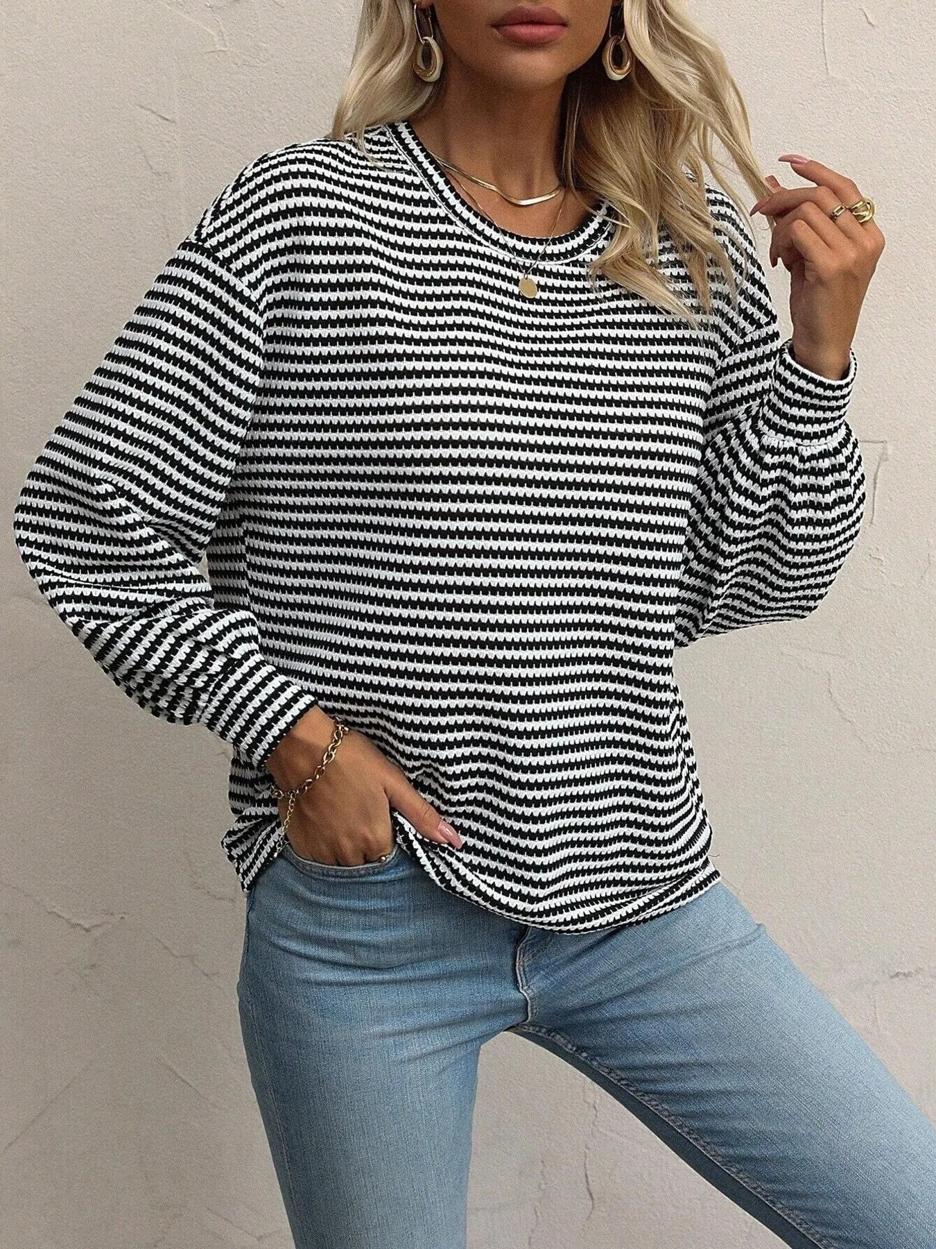 Image of Striped Round Neck Lantern Sleeve Top | Queeble.shop