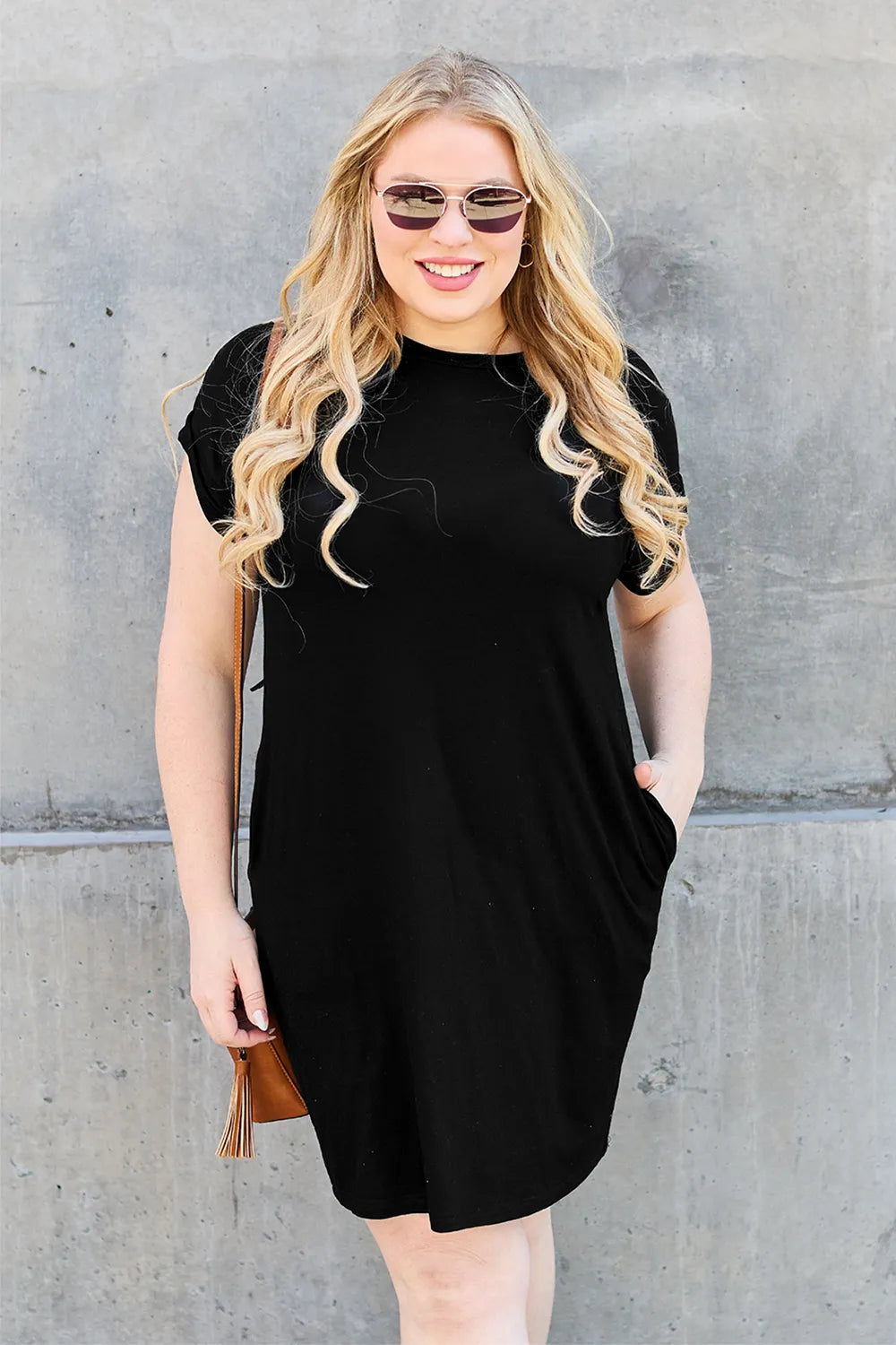 Image of Basic Bae Bamboo Full Size Round Neck Short Sleeve Dress with Pockets | Queeble.shop