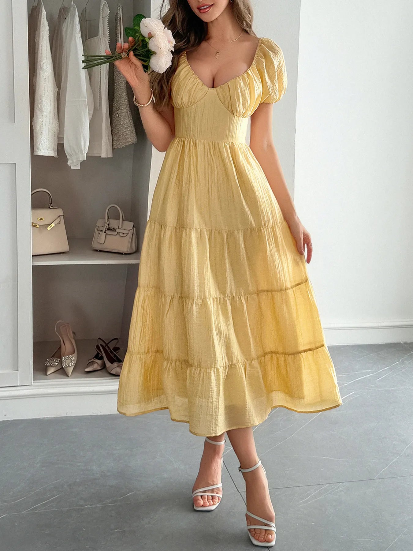 Image of V-Neck Short Sleeve Midi Dress | Queeble.shop