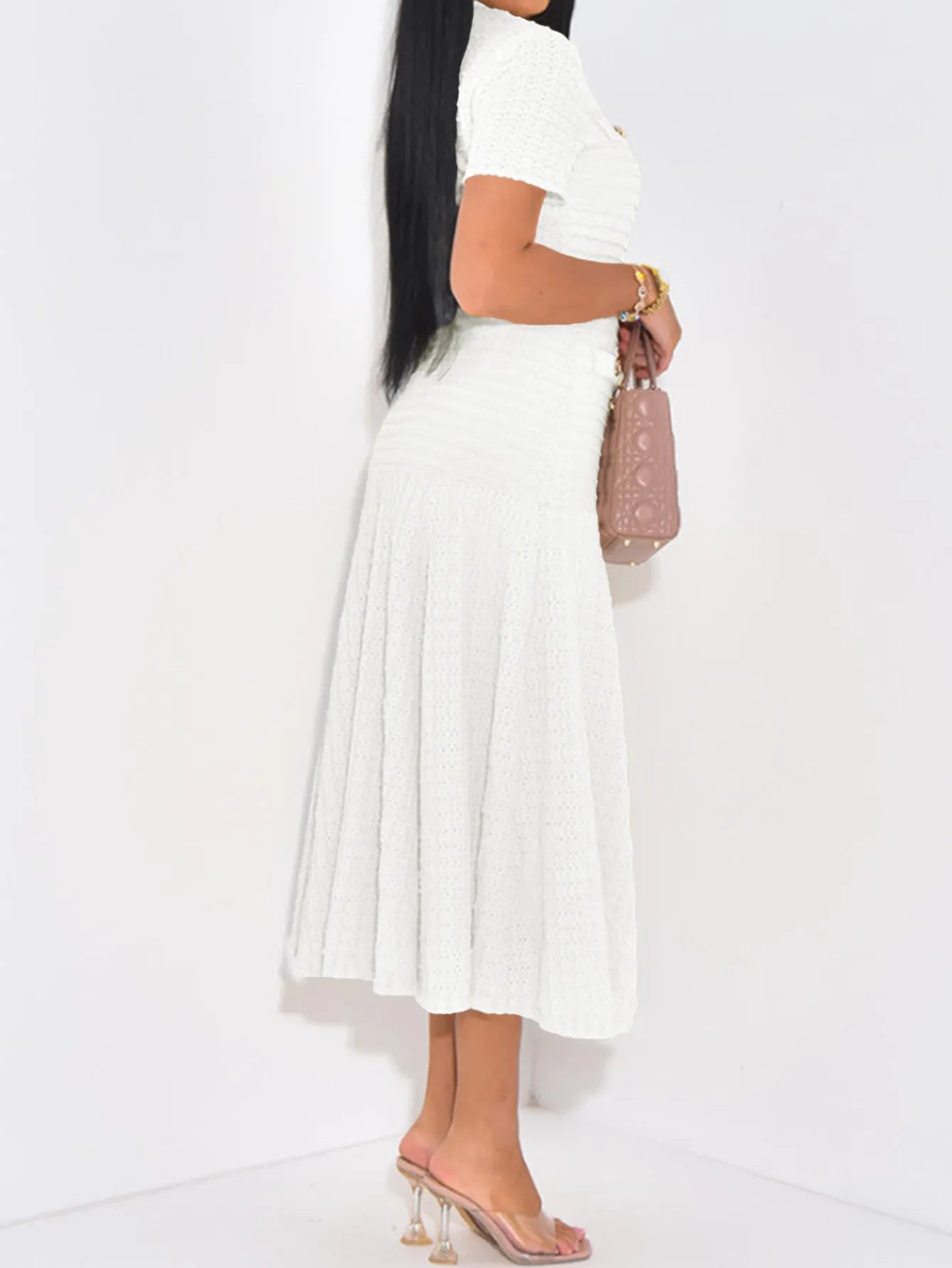 Image of Textured Knit Short Sleeve Dress | Queeble.shop