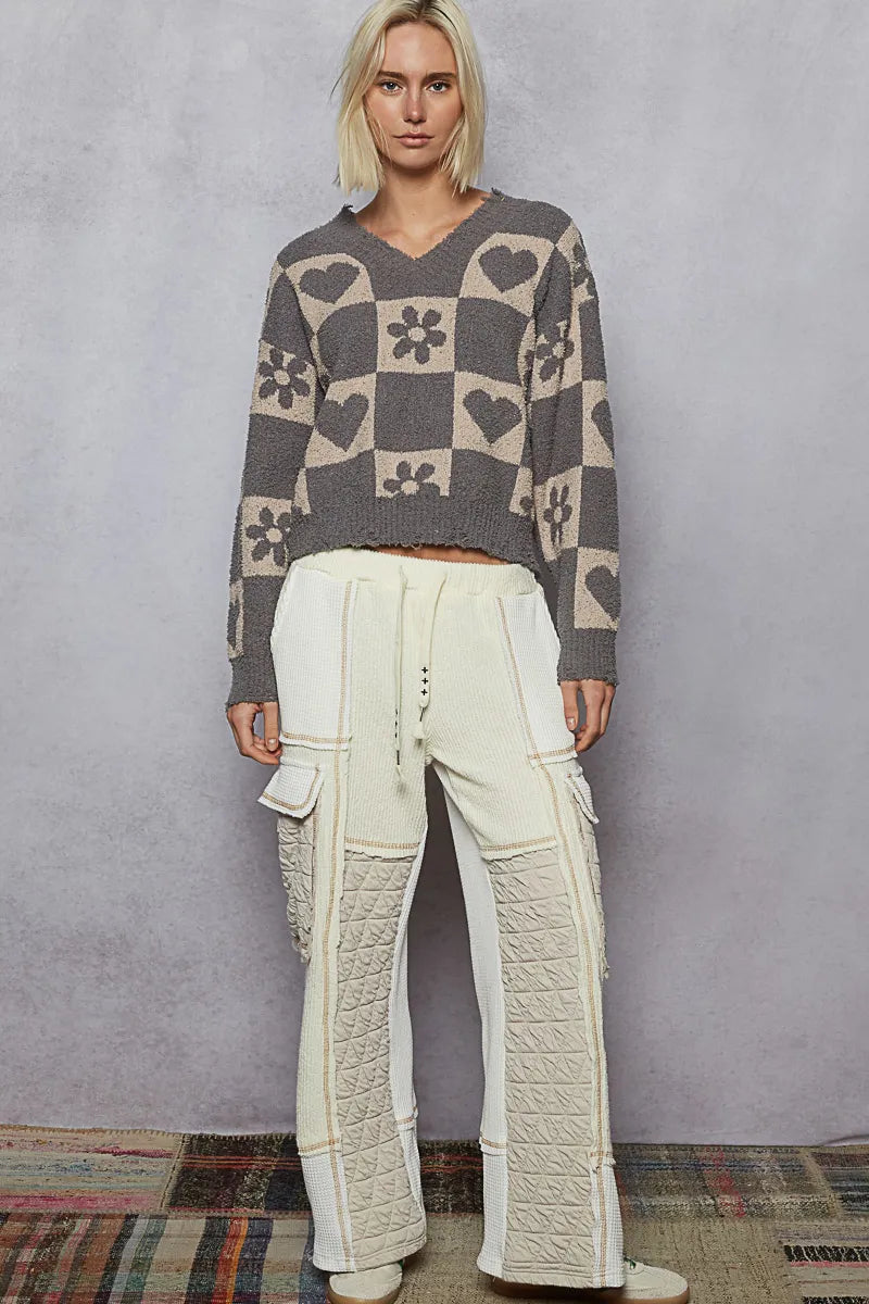 Image of POL V-Neck Heart Pattern Checkered Sweater | Queeble.shop