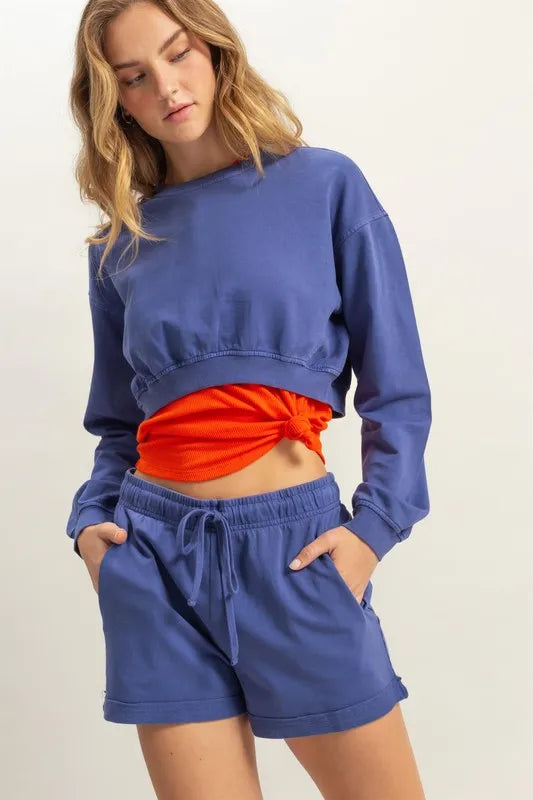 Image of HYFVE Crew Neck Long Sleeve Crop Sweatshirt | Queeble.shop