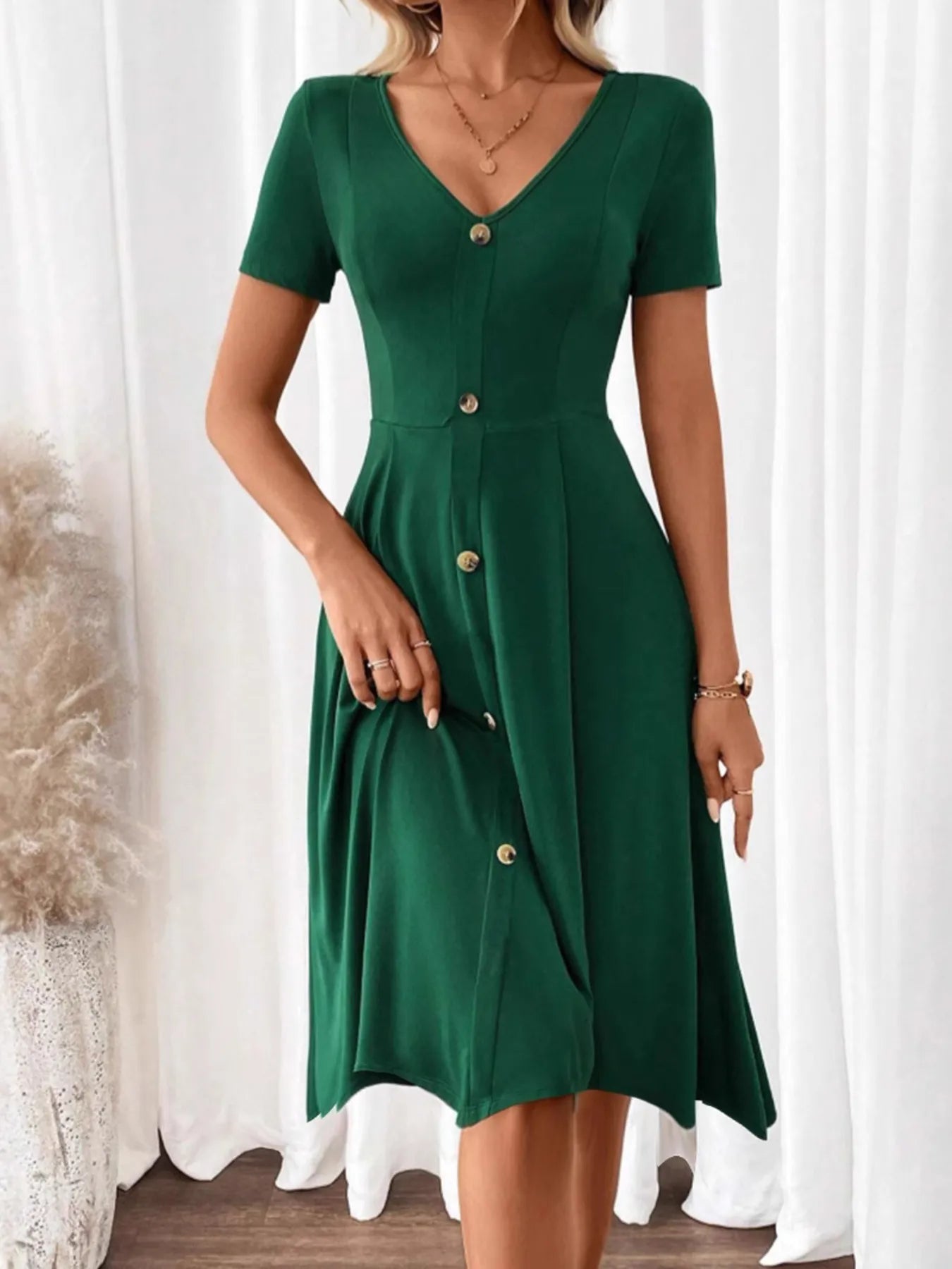 Image of V-Neck Short Sleeve Dress | Queeble.shop