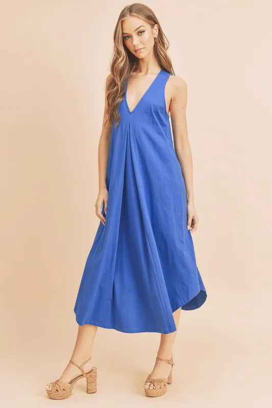 Image of Aemi + Co Front Pleat Detail V-Neck Sleeveless Midi Dress | Queeble.shop
