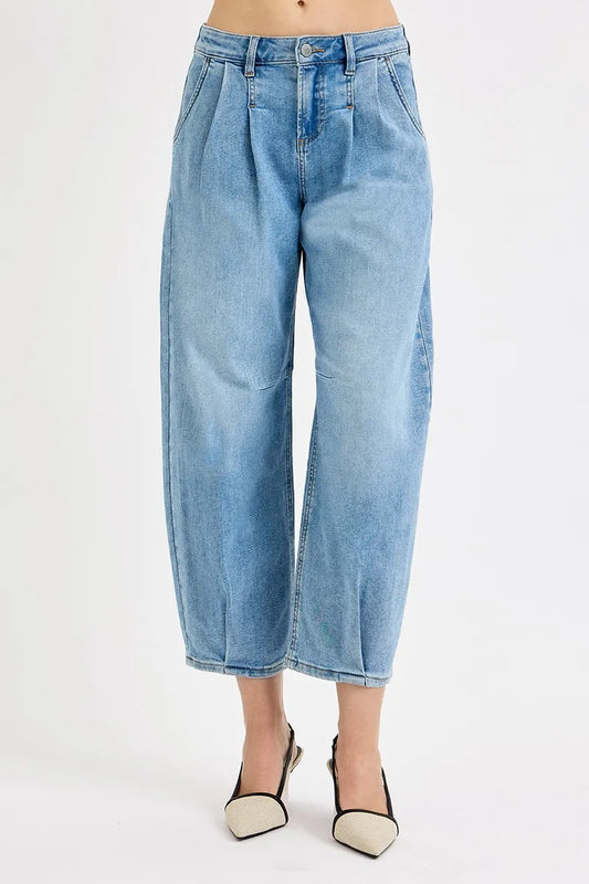 Image of RISEN Full Size Mid Rise Fit Crop Wide Volume Leg Jeans Plus Size | Queeble.shop