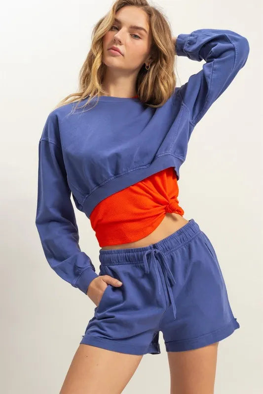 Image of HYFVE Crew Neck Long Sleeve Crop Sweatshirt | Queeble.shop