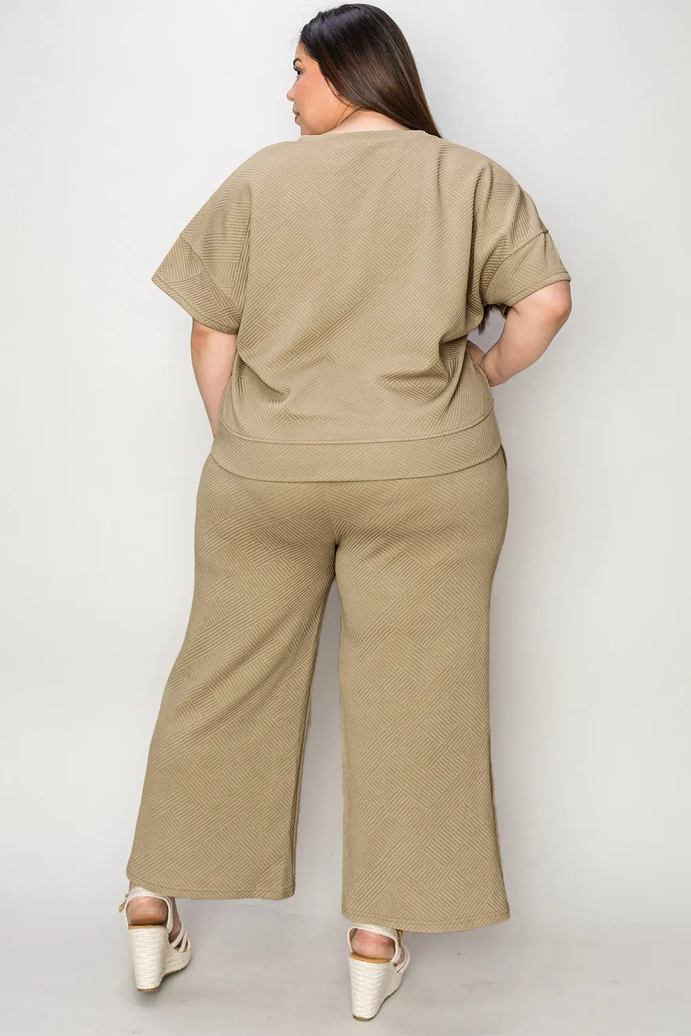 Image of Double Take Full Size Texture Short Sleeve Top and Pants Set | Queeble.shop