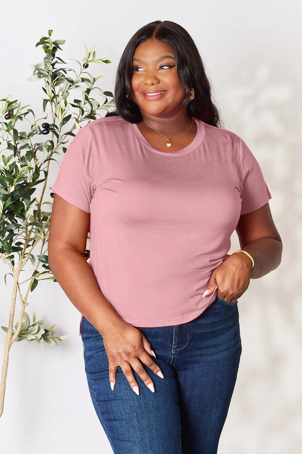 Image of Basic Bae Full Size Round Neck Short Sleeve T-Shirt | Queeble.shop
