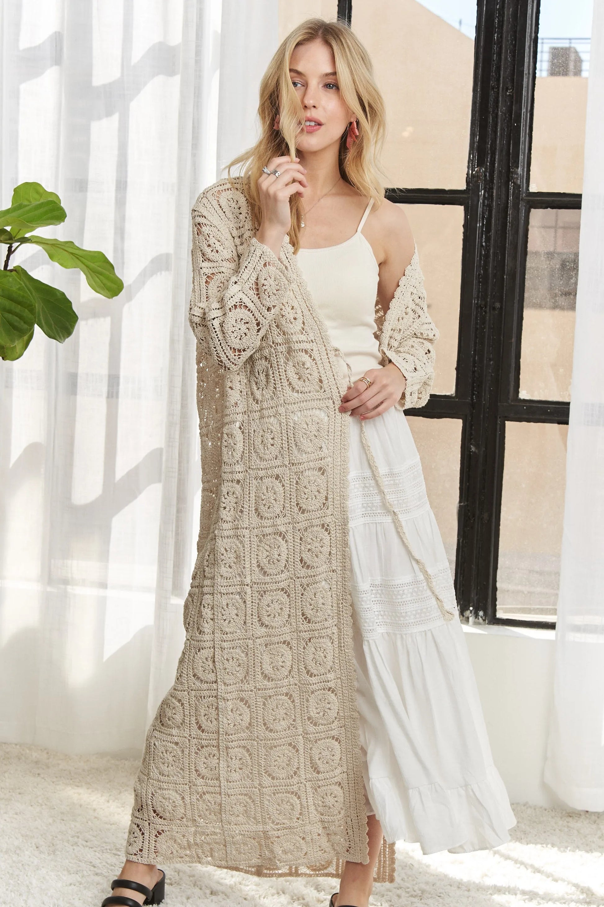 Image of ADORA Long Sleeves Crochet Elastic Cardigan | Queeble.shop