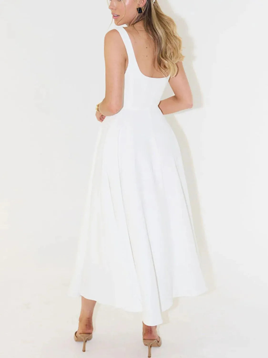 Image of Square Neck Sleeveless Midi Dress | Queeble.shop